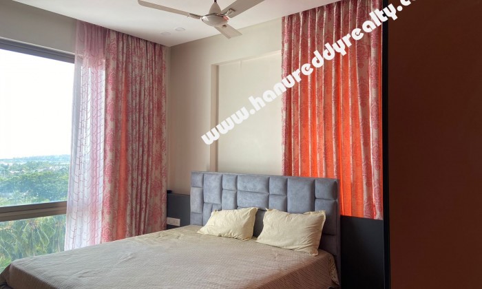 4 BHK Serviced Apartments for Sale in Muttukadu